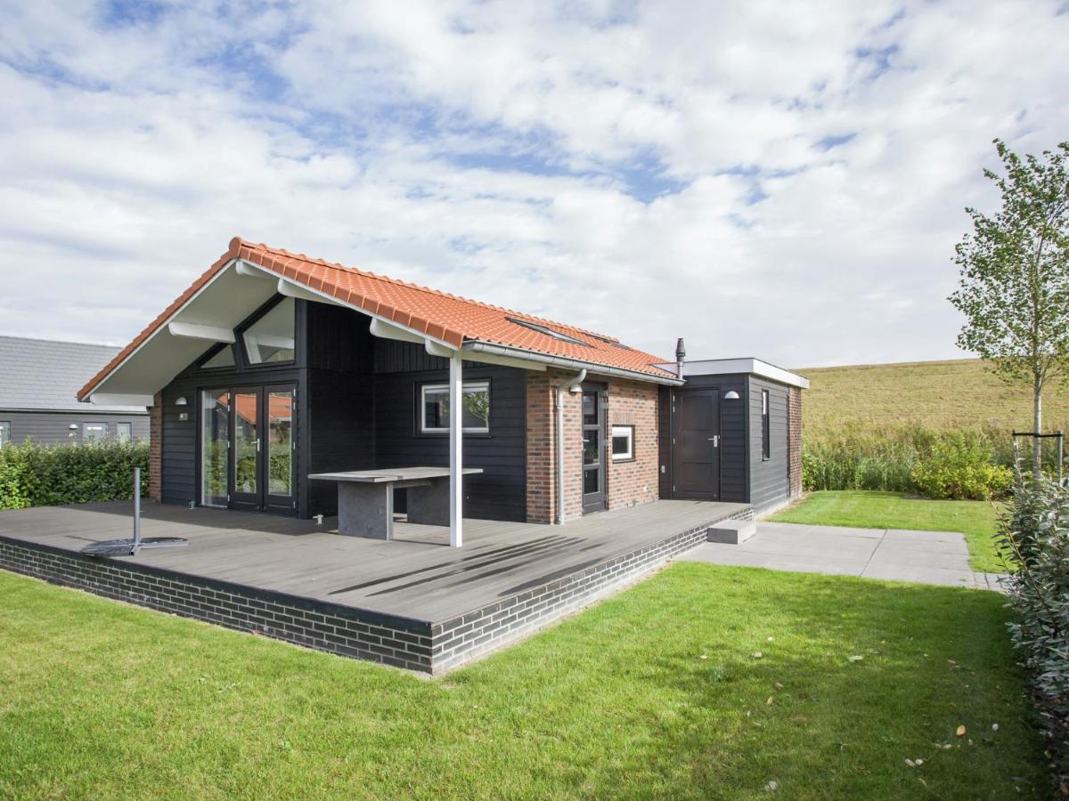 Holiday Home In Kattendijke With Terrace エクステリア 写真